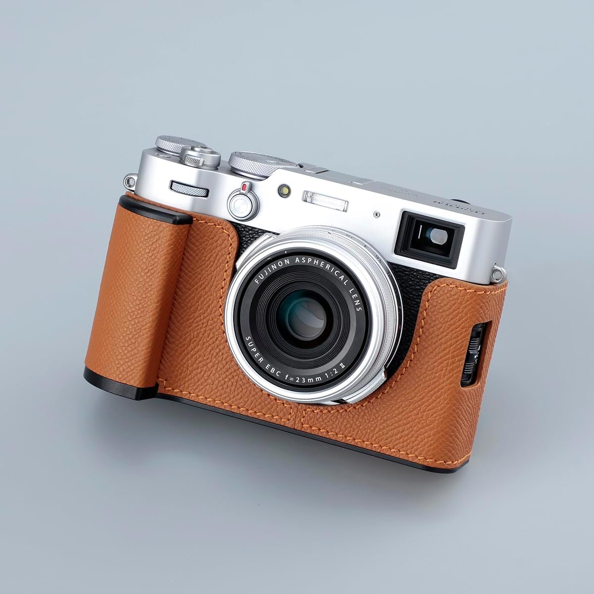 Camera Half Case for Fujifilm Fuji X100VI,Vintage Metal Genuine Leather Instant Camera Protective Cases Stylish Portable Shockproof (Brown)
