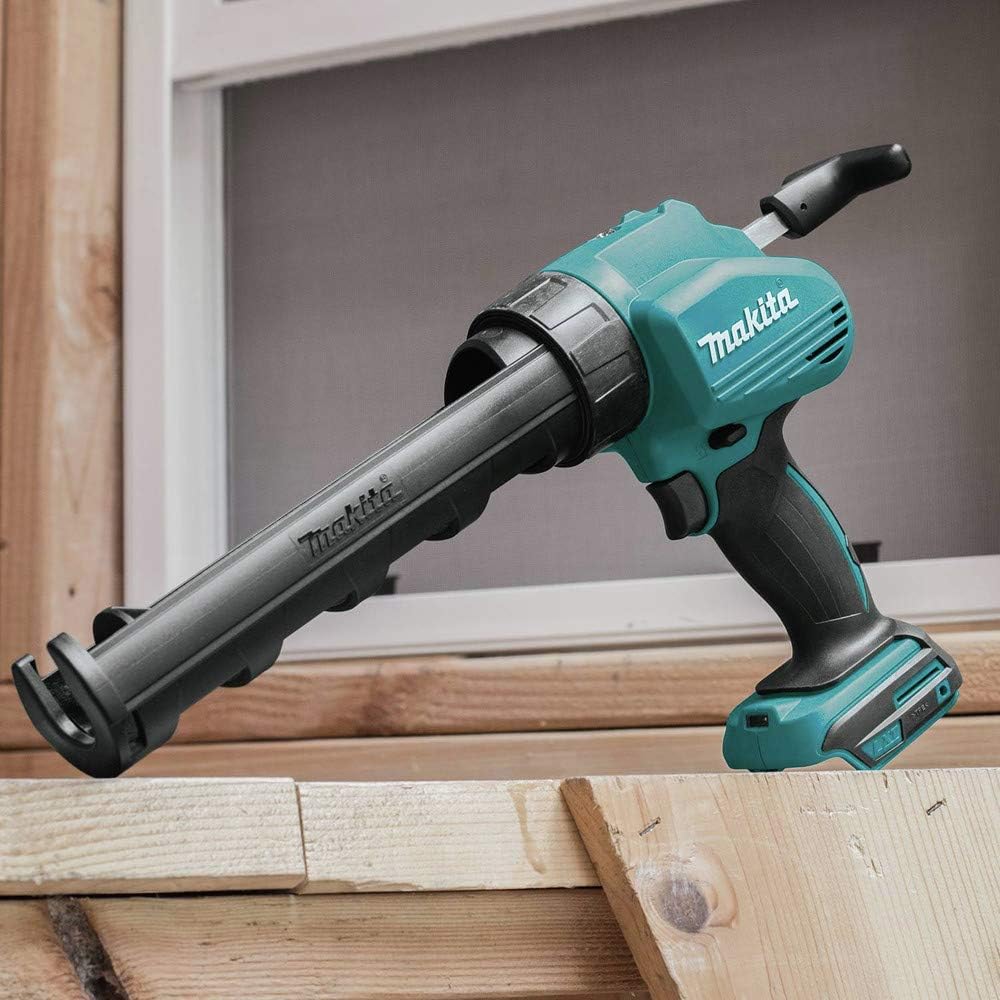 Makita XGC01Z 18V LXT Lithium-Ion Cordless 10 oz. Caulk & Adhesive Gun, Tool Only