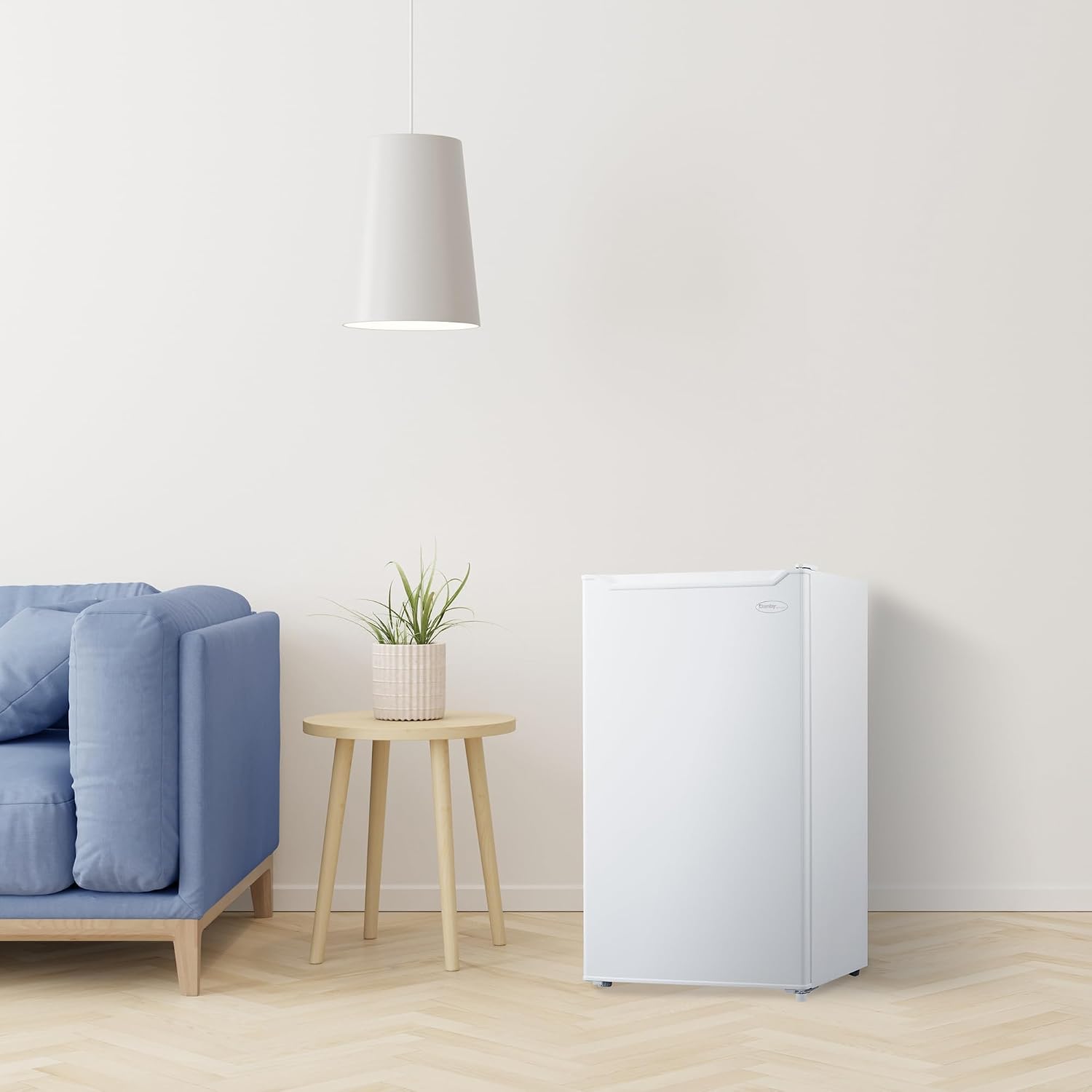Danby DAR032B2WM 3.2 cu. ft. Compact Fridge in White