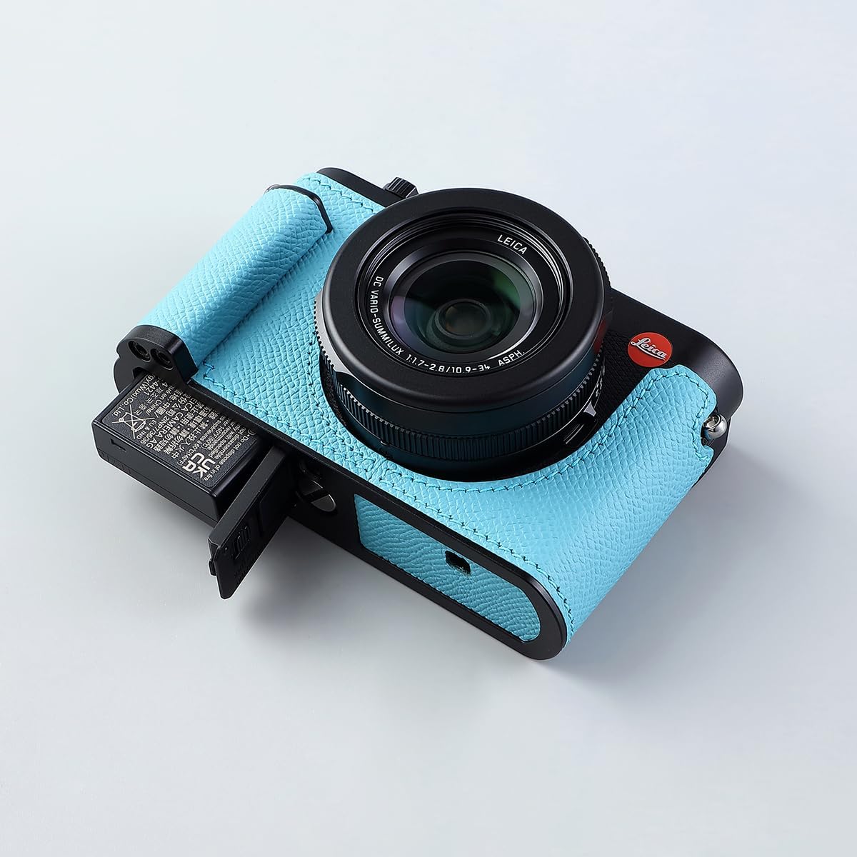 Camera Half Case for Leica D-LUX 8, Vintage Metal Genuine Leather Instant Camera Protective Cases Stylish Portable Shockproof (Pink)