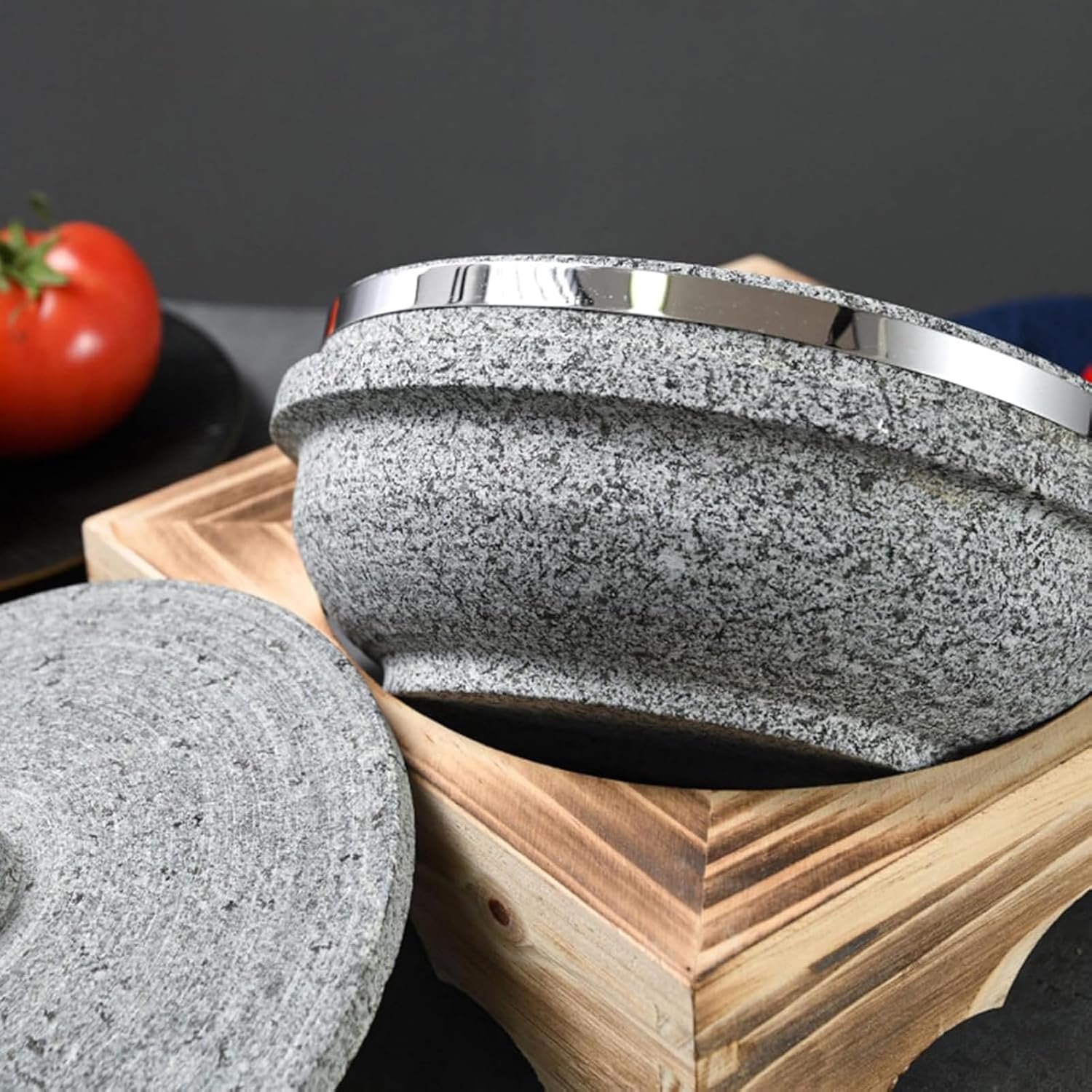 Dolsot Bibimbap Bowl,Korean Granite Stone Bowl with Lid Thicken Stone Bowl, for Bibimbap Soups Hot Pot for Korean Restaurants, Soup, Rice, Stew,20CM