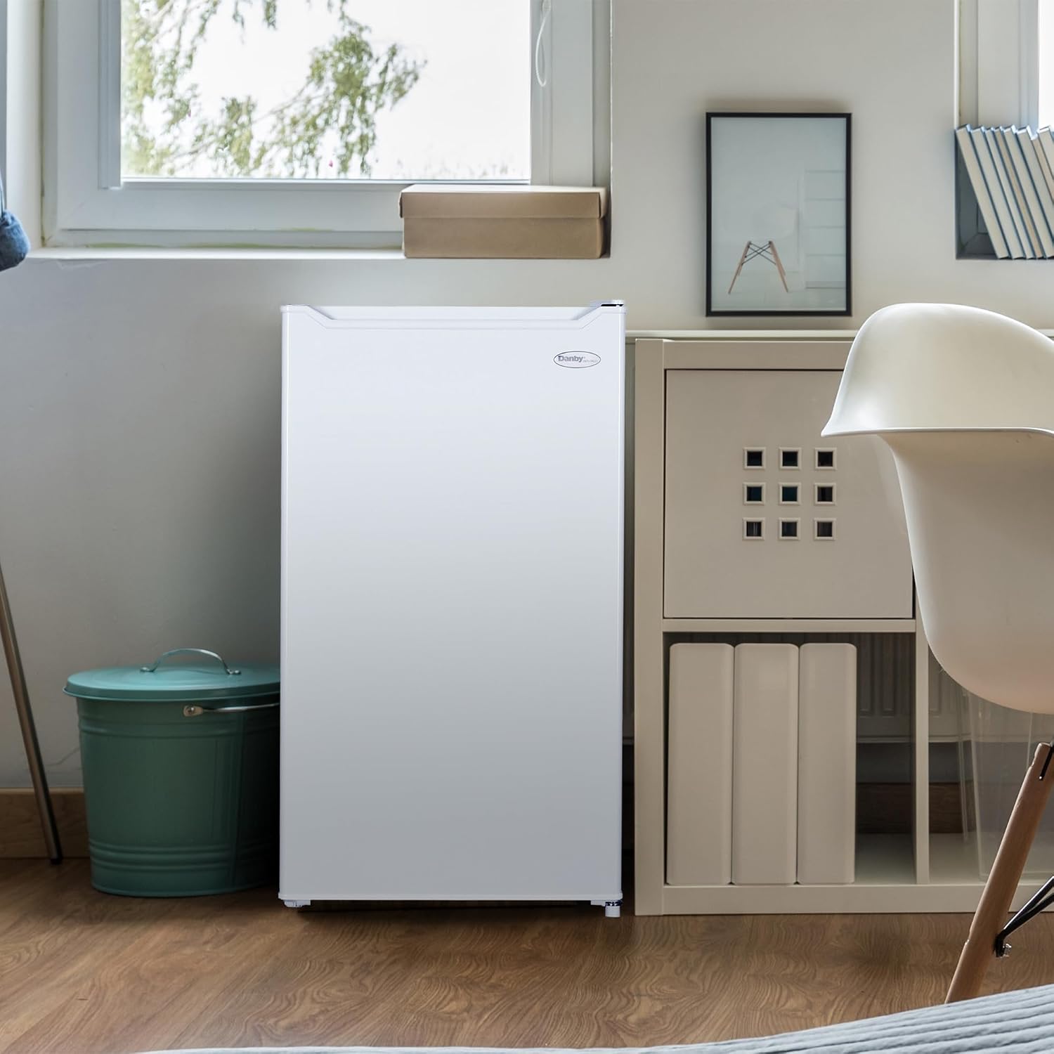 Danby DAR032B2WM 3.2 cu. ft. Compact Fridge in White