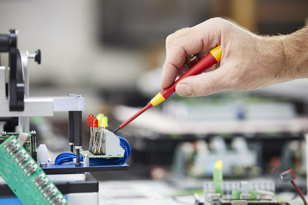 Wiha 32934 16 Piece Insulated Apprentice Electrician's Tool Kit