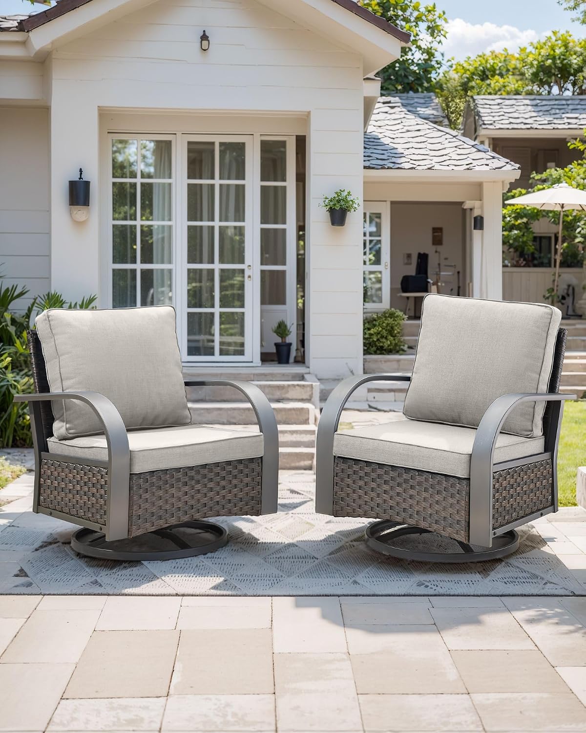 HUMMUH Patio Swivel Glider Outdoor Chair-All Weather Rattan Wicker Patio Swivel Rocking Chairs Porch Chair for Deck Porch Lawn Garden Backyard-Brown/Beige