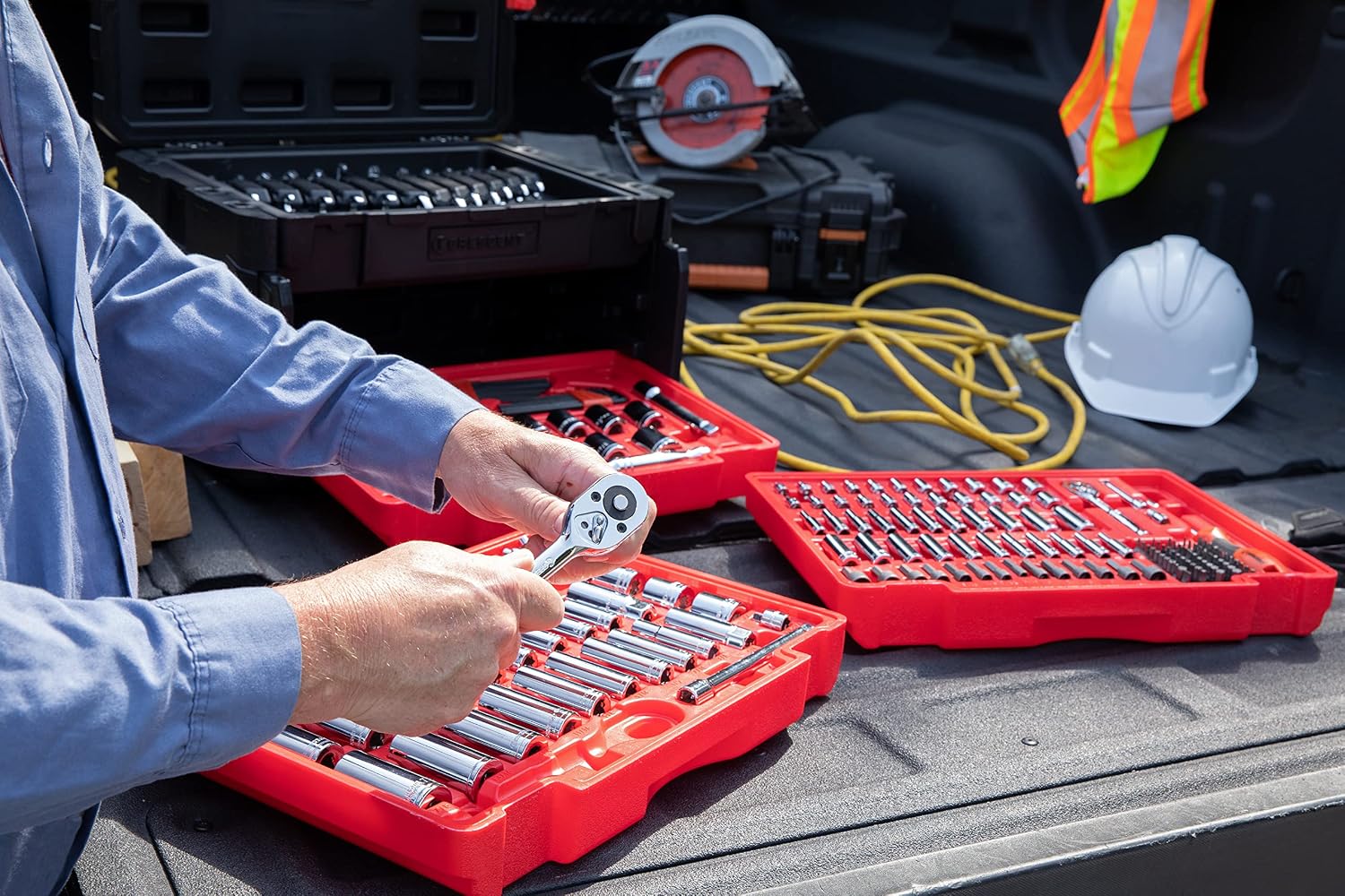 Crescent 229 Piece 1/4', 3/8' & 1/2' Drive Mechanics Hand Tool Set with 3 Drawer Storage Case - CTK229C